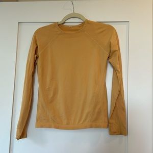 Athleta girls long sleeve athletic top